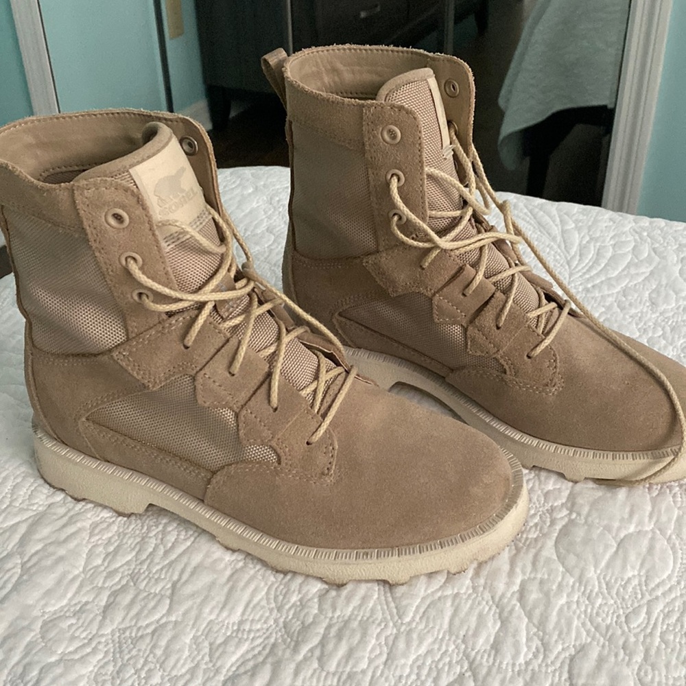 Tan sorel waterproof boots